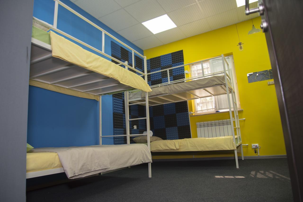 Katun Hostel 耶烈万 外观 照片
