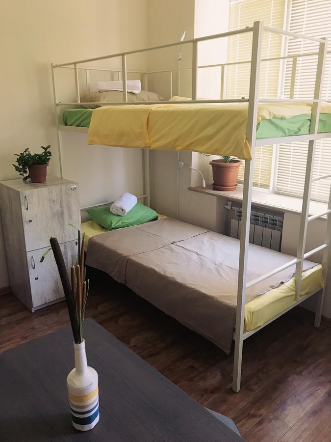 Katun Hostel 耶烈万 外观 照片